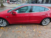 Zamienniki baterii Tesla Model 3 są teraz dostępne jako pakiety LFP
