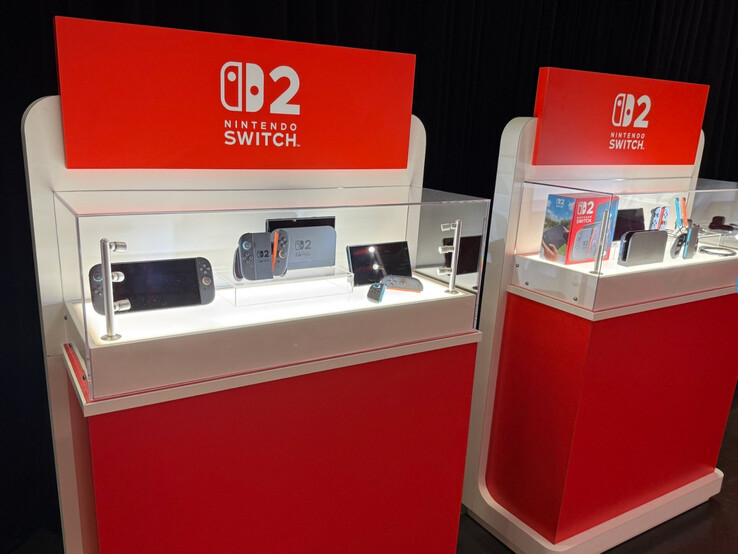 Nintendo Switch 2 na wystawie u sprzedawcy detalicznego (źródło obrazu: konto Nintendeal X)