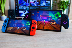 Nintendo Switch OLED vs OneXplayer X1 Pro - Smerfy 2. (Źródło zdjęcia: Marc Herter/ Notebookcheck)