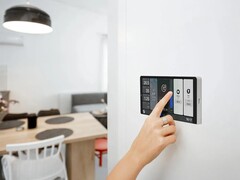 Shelly Wall Display X2 jest już dostępny w Europie. (Źródło zdjęcia: Shelly)