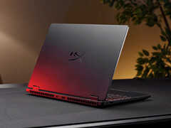 HP sprzedaje Omen 15 w opalizującym czarnym wykończeniu.