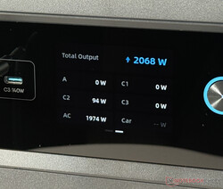 Wyświetlacz dostarcza szczegółowych informacji