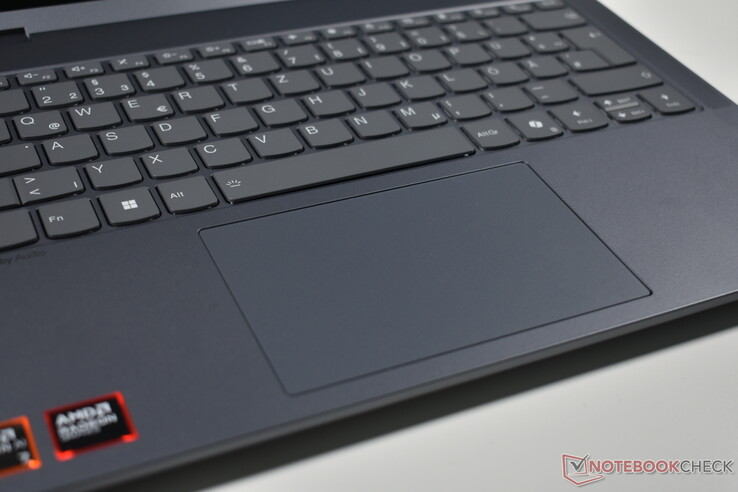 Lenovo IdeaPad 5 2-w-1 14AKP10: Touchpad