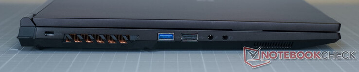 Gniazdo zabezpieczające Kensington; USB-A 3.2 Gen1; USB-A 2.0; wejście mikrofonowe; gniazdo słuchawkowe (kompatybilne z wieloma zestawami słuchawkowymi)