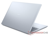 Dell 16 Plus oficjalnie zaczyna się od 1150 USD, ale trzeba kliknąć kilka przycisków, aby zobaczyć tę cenę (źródło zdjęcia: Dell)