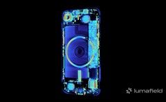 Tylna płyta MagSafe iPhone'a 17e jest również kompatybilna z iPhone'em 16e.