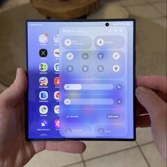 Samsung Galaxy Z Fold7 z interfejsem One UI 8.5. (Źródło obrazu: SamMobile)