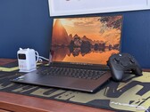 Recenzja Lenovo Pro 9i 16 G11 Aura Edition: Bezpośredni odpowiednik Dell XPS 16