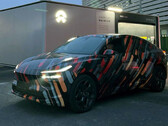 Zakamuflowany L60 ma naklejkę "lepszy niż Model Y" (zdjęcie: Weibo)