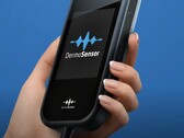 DermaSensor to kompaktowe, podręczne urządzenie do wykrywania raka skóry za pomocą światła. (Źródło: DermaSensor)