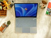 Microsoft wprowadził minimalne zmiany między Surface Laptop Go 2 a jego następcą. (Źródło obrazu: Microsoft)