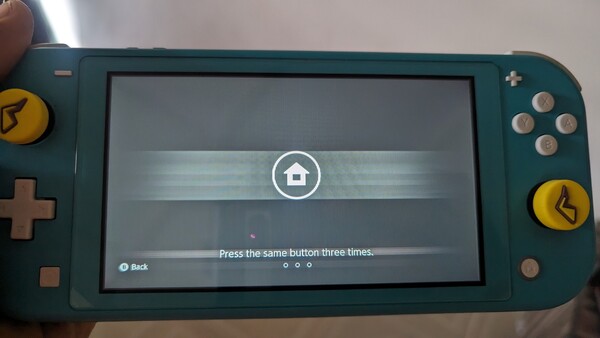 Nintendo Switch Lite posiada dotykowy wyświetlacz LCD. (Źródło obrazu: NotebookCheck)
