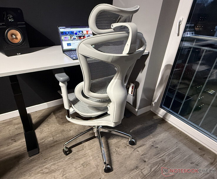 Sihoo Doro C300 w pełni zmontowany