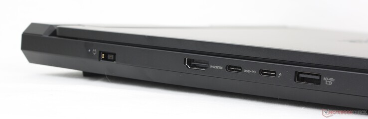 Po lewej: zasilacz sieciowy, HDMI 2.1, USB-C 3.2 Gen. 2 (140 W Power Delivery + DisplayPort 2.1), USB-C Thunderbolt 4 (DisplayPort 2.1), USB-A 3.2 Gen. 2