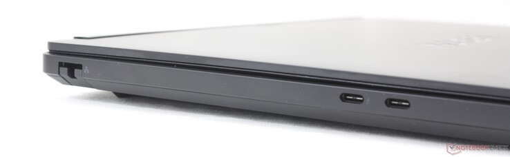 Po lewej: RJ-45 (1 Gb/s), USB-C Thunderbolt 4 z DisplayPort 2.1 + Power Delivery, USB-C z DisplayPort 2.1 + Power Delivery (10 Gb/s)