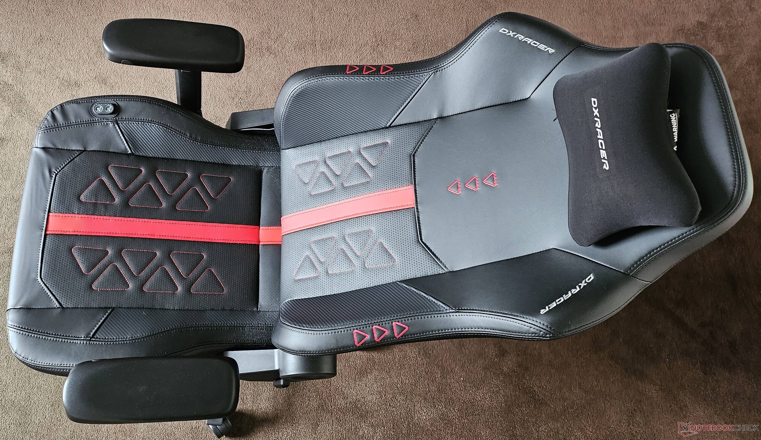 Pełen funkcji: The Martian Pro od DX Racer