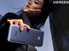 Power bank Ugreen 30 W 20 000 mAh kosztuje w Chinach około 14 dolarów. Na zdjęciu: zdjęcie promocyjne produktu. (Źródło zdjęcia: Ugreen)