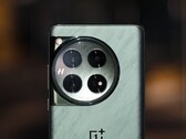 OnePlus 12. (Źródło: OnePlus)