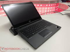 Fujitsu LifeBook U747