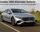 Akumulator Mercedesa na 1000 km: Mercedes testuje baterię półprzewodnikową na brytyjskich drogach. (Źródło zdjęcia: DallE3)
