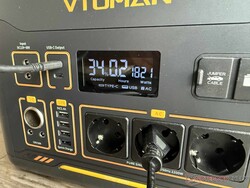 Wyświetlacz Jump 2200 pokazuje wszystkie najważniejsze informacje.