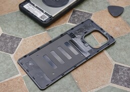 Recenzja Gigaset GS6 Pro: z zdejmowaną tylną obudową i baterią