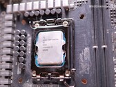 Model ES 14901KE na płycie głównej