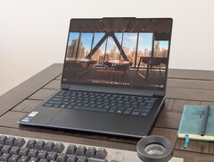 Lenovo Yoga 9 2-in-1 14 G11 zamienia 4K na 120 Hz, a starszy, nieco szybszy procesor na nowszy, nieco bardziej energooszczędny