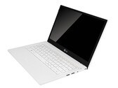 LG P220 z matrycą IPS